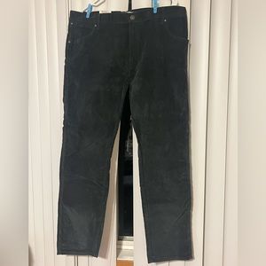 Wrangler Men’s Corduroy ‘Regular Taper’ Black Pants Size 38x30 NEW